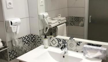 Privilège Hôtel & Apparts Eurociel Centre Comédie - Photo 3