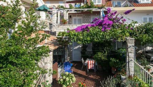 Guest House Misita - One Bedroom Apartment with Balcony and Sea View - Foto 2, Other