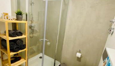 Geräumiges 2R City-Apartment Uninähe mit TV Streaming, Terrasse - Foto 4, towels, Shower, heating