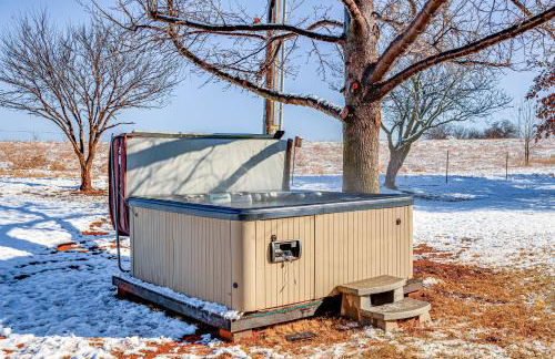 Home in Cimarron National Golf Club with Hot Tub! - Photo 30