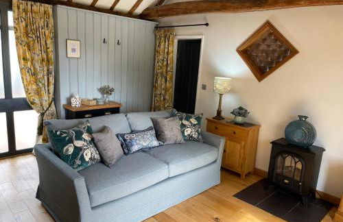 The Tack Room Cottage - Sleeps 4, Garden & Parking - Foto 31