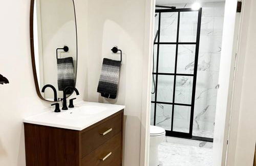 The Phenix Historic DWTN Hotel, King Bed, Room # 306 - Foto 6