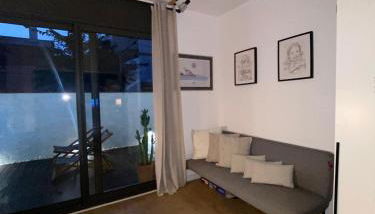 Casa grande y céntrica con piscina en zona peatonal - Photo 4