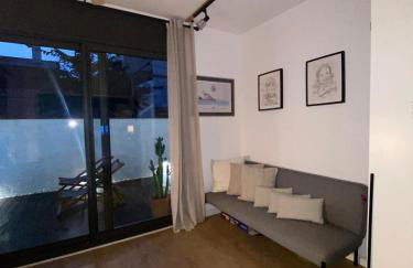 Casa grande y céntrica con piscina en zona peatonal - Photo 4