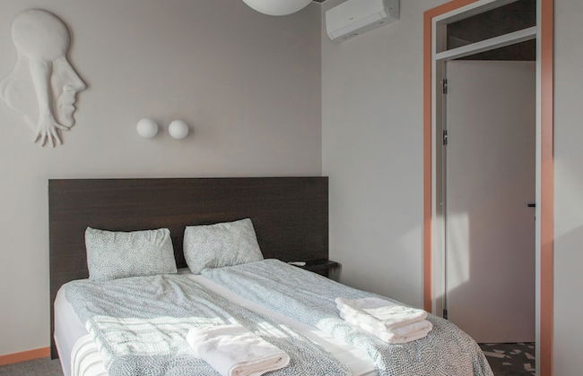 Resume Apartments - Photo 52