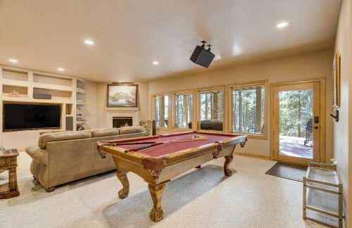 Peaceful Pines! Pool Table, Gym & Forest Views - Foto 14