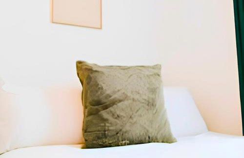 Central 3 Bed Home, Contractors, Garden, Fast WiFi, Smart TV - Photo 22