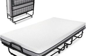 Black House - Downtown Elegance with HotTub and King Beds - Photo 43