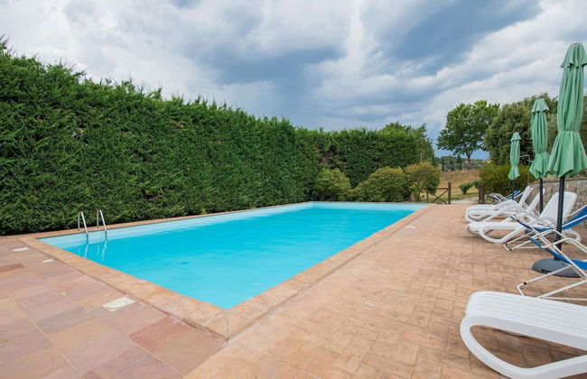 Apartment in Villa With Swimming Pool - Photo 57