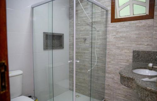 Chalé com Deck e Churrasqueira nas Montanhas - Foto 31