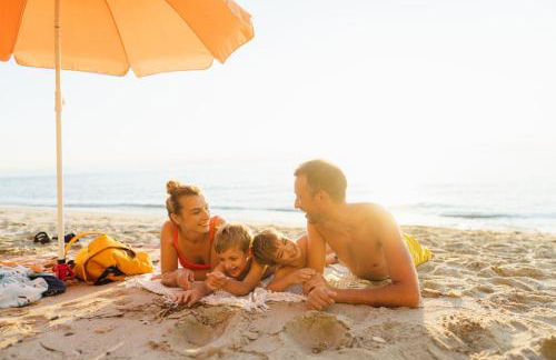 Steps 2 Beach- Luxury Home, Game Room, Roof Deck, Firepit, Pets OK - Foto 38