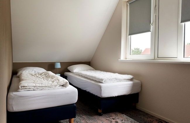 House With Sauna, Outdoor spa and Pedal Boat in Vlagtwedde - Photo 22