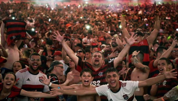 Partido de fútbol en Río de Janeiro con guía local - Foto 2, Aficionados del Flamengo