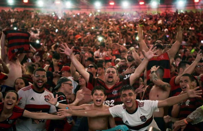Partido de fútbol en Río de Janeiro con guía local - Foto 2