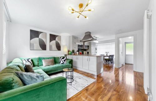 4 Bedroom House by Homestyles Hosts - Short Lets and Serviced Accommodation Islington - Private En-Suite - Foto 4