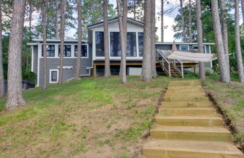 Lakefront Nevis Cabin Escape with Hot Tub! - Foto 33