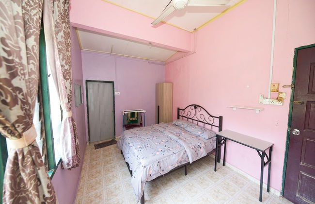 OYO 90990 Sri Tempurung Homestay - Foto 12