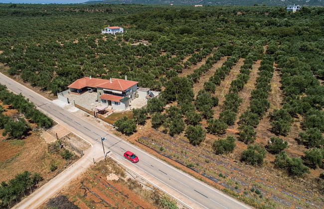 Filiatra s Cozy Haven A Peaceful Escape in Nature - Foto 35