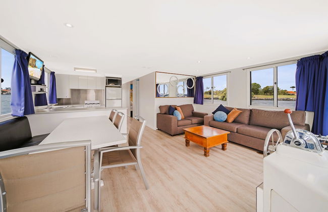 Coomera Houseboat Holidays - Foto 24