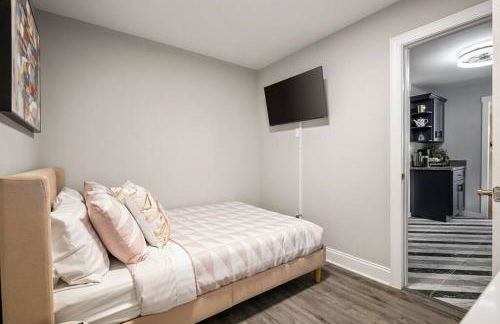 Fenced Yard, Swing Set Pawfect for Family and Dogs! - Foto 36