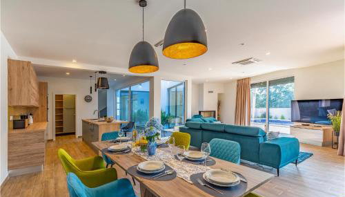 Beautiful Home In Porec With Kitchen - Foto 4