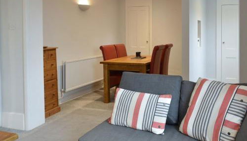 Coastguard Cottage - Photo 4