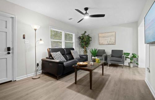 10 Min to Downtown - Desk - Fenced Yard - Wi-Fi - Foto 6