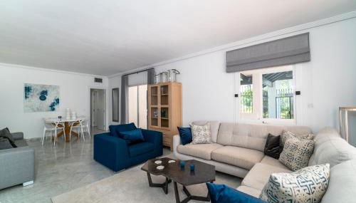 BRIGHT NEW APARTMENT IN PUENTE ROMANO - Foto 3