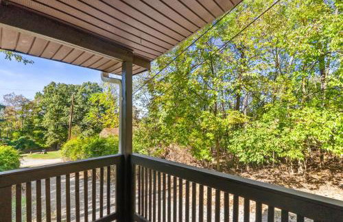 Cabin w River Access Fire Pit Grill WiFi & More - Foto 54