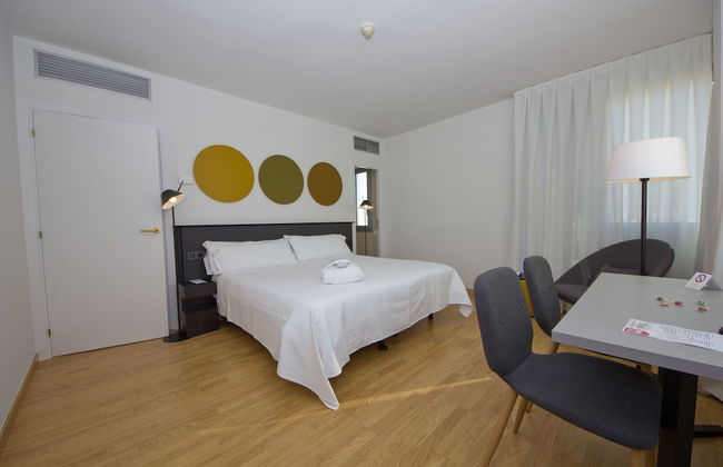 Aparthotel Atenea Valles - Foto 13