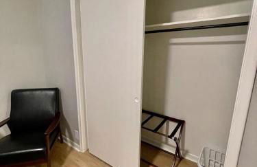 Cathedral 7-New & Modern near UNMC - Foto 10