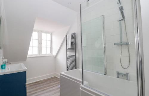 The Apothecary - Foto 21