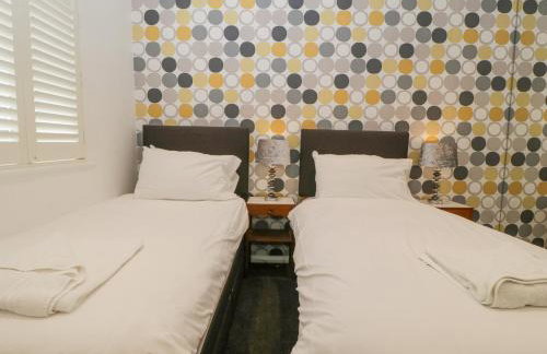 The Fountain Lodge - Photo 21