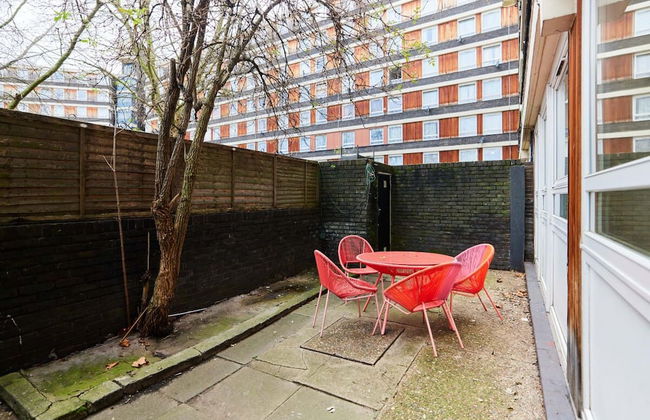 The Kennington Park Crib - Lovely 2bdr Flat With Garden - Photo 19