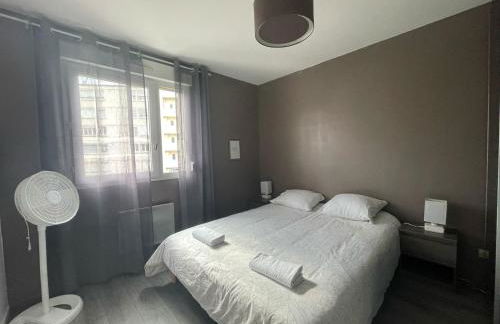 City & cosy, LYON CHARCOT- WIFI - LAVE LINGE - BALCON - PARKING - Foto 30