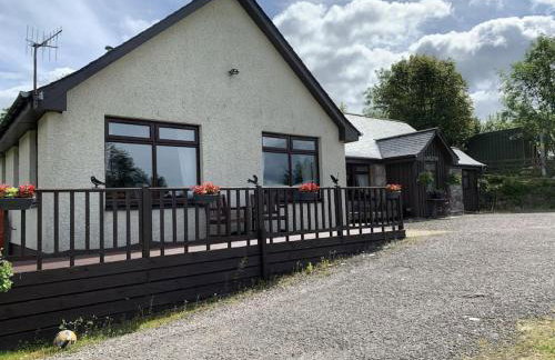 Snowberry Cottage No 2 - Photo 1