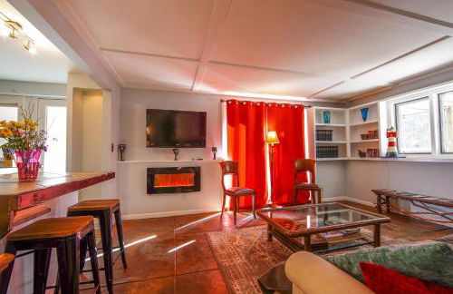 Serene mountain getaway, Hot Tub, Sauna, Lake View, Swim, Fish, Hiking, EV plugin - Foto 11