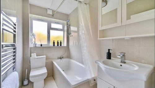 Serene 2 Bedroom Flat Free Off-Street Parking 1 ELWB Van Close to Tube - Foto 4