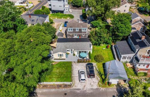 Riverside Retreat Minutes to Beach Updated Kitchen - Foto 35