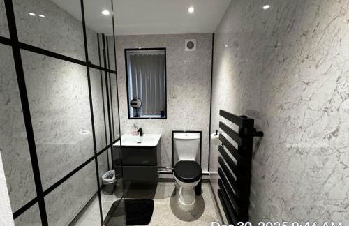 Entire 2 bed modern apartment - Foto 30