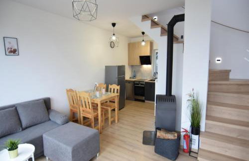 Cottage by Kiedrowickie Lake With Boat Access - Foto 14