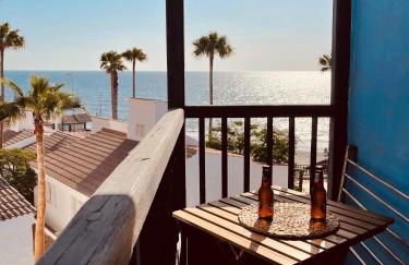 VIVIENDA ÚNICA EN PRIMERA LÍNEA DE PLAYA - Foto 6