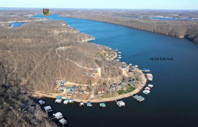 Big Bear Bungalow Stay on Ozark Waterfront - Foto 34