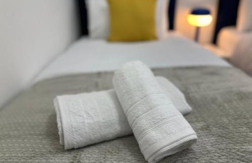 Comfortable 2BR Home 4 Beds Great for Small Groups - Foto 27