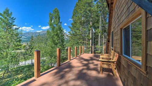 Alpine Adventures Cozy Log Cabin with Deck and Views! - Foto 5