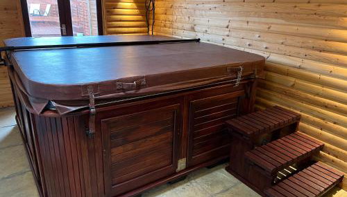 Cosy 3 Bed Cottage-Gloucester-Parking-Garden-Free Hot Tub Weekends-Work or Leisure - Foto 3