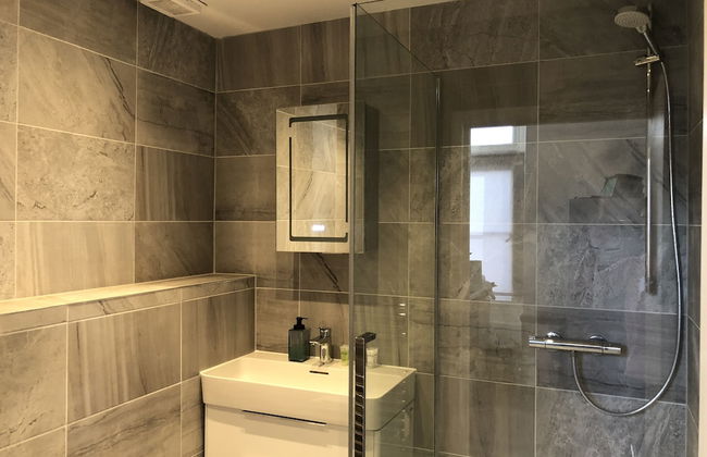 Spacious & Modern 2 Bed Apartment at Knightsbridge London - Photo 12