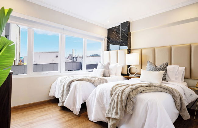 Penthouse Jacuzzi Luxury Duplex 4BR - Photo 3