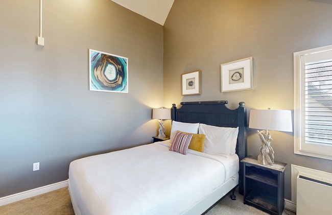 North Creek Condos - Photo 74