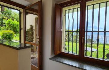 Villa Gli Ulivi - Ushuaia Apartment Lake & Garden View - Free Parking - Foto 14